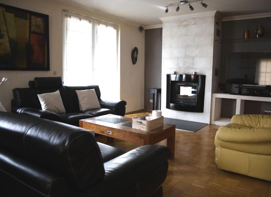 Cozy 3 Bedroom House With 11 Kw Electric Car Charger Hesperange Exterior foto